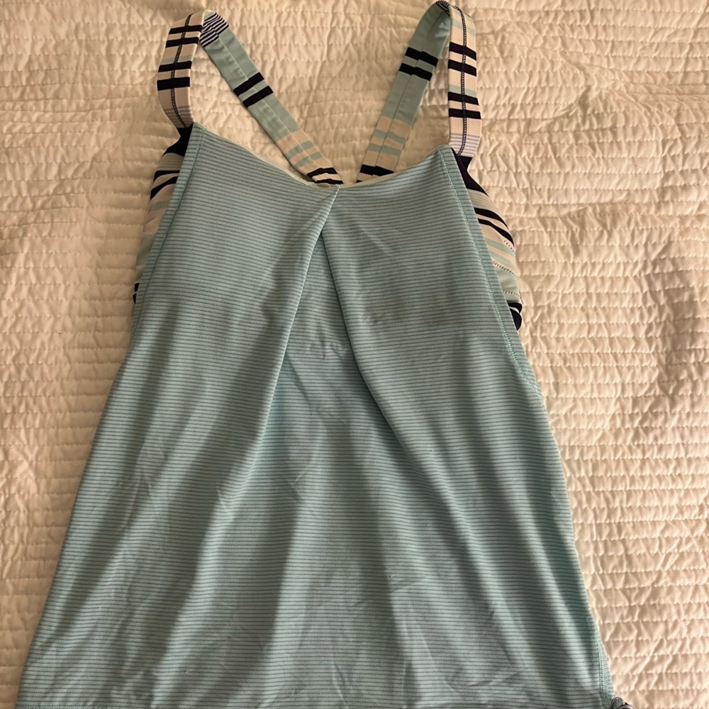 Lululemon tank top size 4